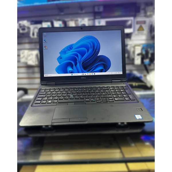 Dell Latitude 5580 Intel Core i5-6200U
