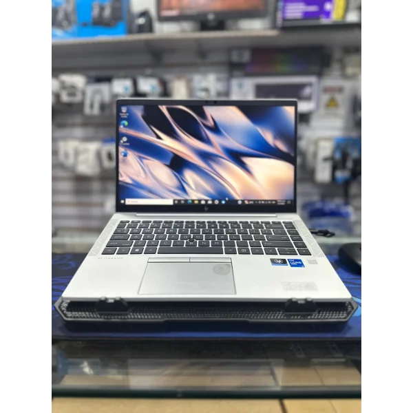HP EliteBook 840 G8  Intel Core i5-1145G7 16Gb de memoria RAM  Ddr4 Disco m.2 512Gb   